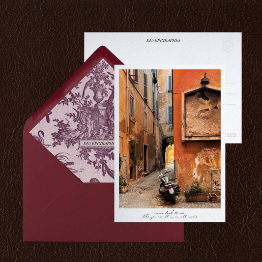 Des Épigraphes postcard from the Rome Collection, paired with its Toile de Jouy lined envelope.