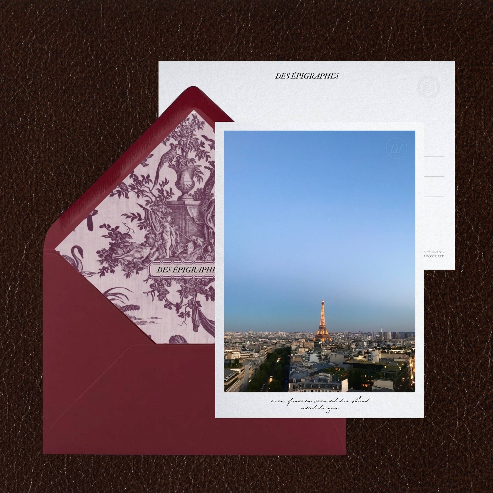 Des Épigraphes postcard from the Paris Collection, paired with its Toile de Jouy lined envelope.