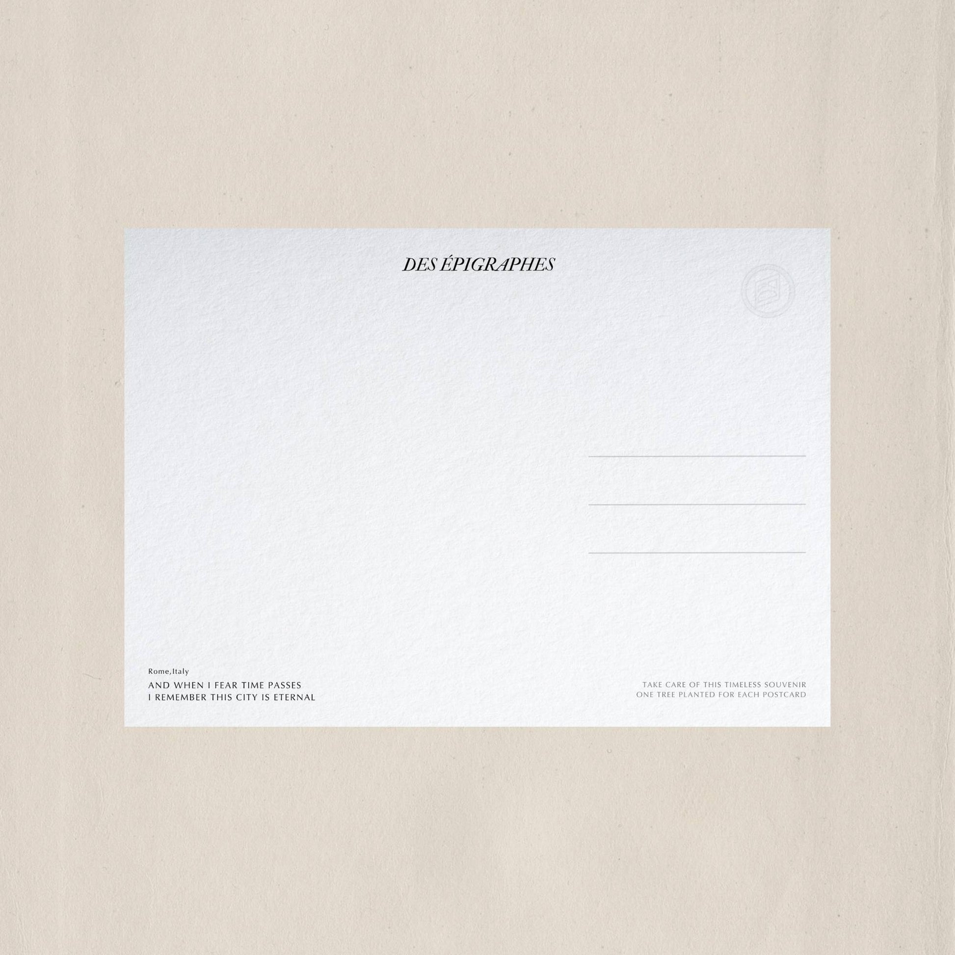 Elegant postcard back design by Des Épigraphes, featuring a poetic inscription and refined layout.